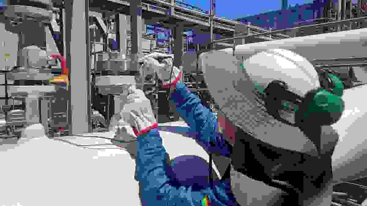 We specialize in the construction of industrial infrastructures, guaranteeing on-time delivery and within budget, always complying with the highest standards of quality and safety. Construction of Infrastructures What do we do Flerimg Engineering and Services provides comprehensive solutions to clients who require services of construction and development of buildings, adding value in each project through compliance with deadlines, costs, and the highest standards of quality and safety. Our experience is mainly focused on buildings and industrial infrastructures, such as stations and expansions of process plants, measurement bridges, electrical substations, industrial warehouses, logistics centers, storage facilities, civil works for hydrocarbon transport systems, and support structures for industrial equipment. We specialize in the construction of industrial infrastructures, guaranteeing on-time delivery and within budget, always complying with the highest standards of quality and safety. Construction of Infrastructures What do we do Flerimg Engineering and Services provides comprehensive solutions to clients who require services of construction and development of buildings, adding value in each project through compliance with deadlines, costs, and the highest standards of quality and safety. Our experience is mainly focused on buildings and industrial infrastructures, such as stations and expansions of process plants, measurement bridges, electrical substations, industrial warehouses, logistics centers, storage facilities, civil works for hydrocarbon transport systems, and support structures for industrial equipment.