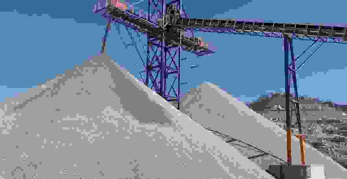 Our silica sand is not only versatile but also widely used across various industries. From glass manufacturing to photovoltaic materials and high-purity applications, we cater to a broad spectrum of industrial needs. We work closely with our clients to provide customized specifications that align with their specific requirements. Diverse Applications What We Do PT. KILAT PANDANG BARITO is an Indonesia-based silica sand mining company operating in Central Kalimantan, focusing on the extraction and supply of high-grade and high-whiteness silica sand for industrial and advanced material applications.
With a legally licensed mining concession and abundant mineral resources, we are committed to providing stable, large-scale, and export-oriented silica sand supply to customers in China and international markets.
Our products are widely applicable to glass manufacturing, photovoltaic materials, industrial processing, and high-purity applications, with specifications available upon request. Our silica sand is not only versatile but also widely used across various industries. From glass manufacturing to photovoltaic materials and high-purity applications, we cater to a broad spectrum of industrial needs. We work closely with our clients to provide customized specifications that align with their specific requirements. Diverse Applications What We Do PT. KILAT PANDANG BARITO is an Indonesia-based silica sand mining company operating in Central Kalimantan, focusing on the extraction and supply of high-grade and high-whiteness silica sand for industrial and advanced material applications.
With a legally licensed mining concession and abundant mineral resources, we are committed to providing stable, large-scale, and export-oriented silica sand supply to customers in China and international markets.
Our products are widely applicable to glass manufacturing, photovoltaic materials, industrial processing, and high-purity applications, with specifications available upon request.