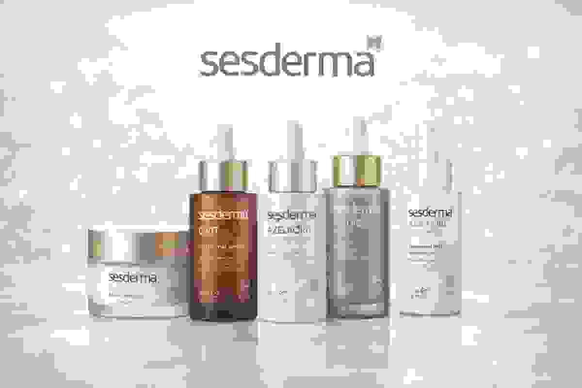 Benefit from our expertise to understand the best methods of skin care, based on your skin type and personal preferences. Professional Consulting Our Services Every person deserves to be welcomed with a level of excellence that is non-negotiable. Here, beauty is not treated as a routine, but as a carefully constructed ritual, in which details, discretion, and professional mastery intertwine to create a memorable experience. I chose to create a space where time takes on a different value, and facial care becomes an act of finesse. Every gesture, every recommendation, and every stage of the treatments is guided by respect for the uniqueness of your skin and the desire to offer results that are felt, not just seen. Elegance is found in simplicity, in precision, and in the perfect balance between science and subtle aesthetics. Here, I do not follow trends — I build perfection, and you are the essence of every impeccable work.
