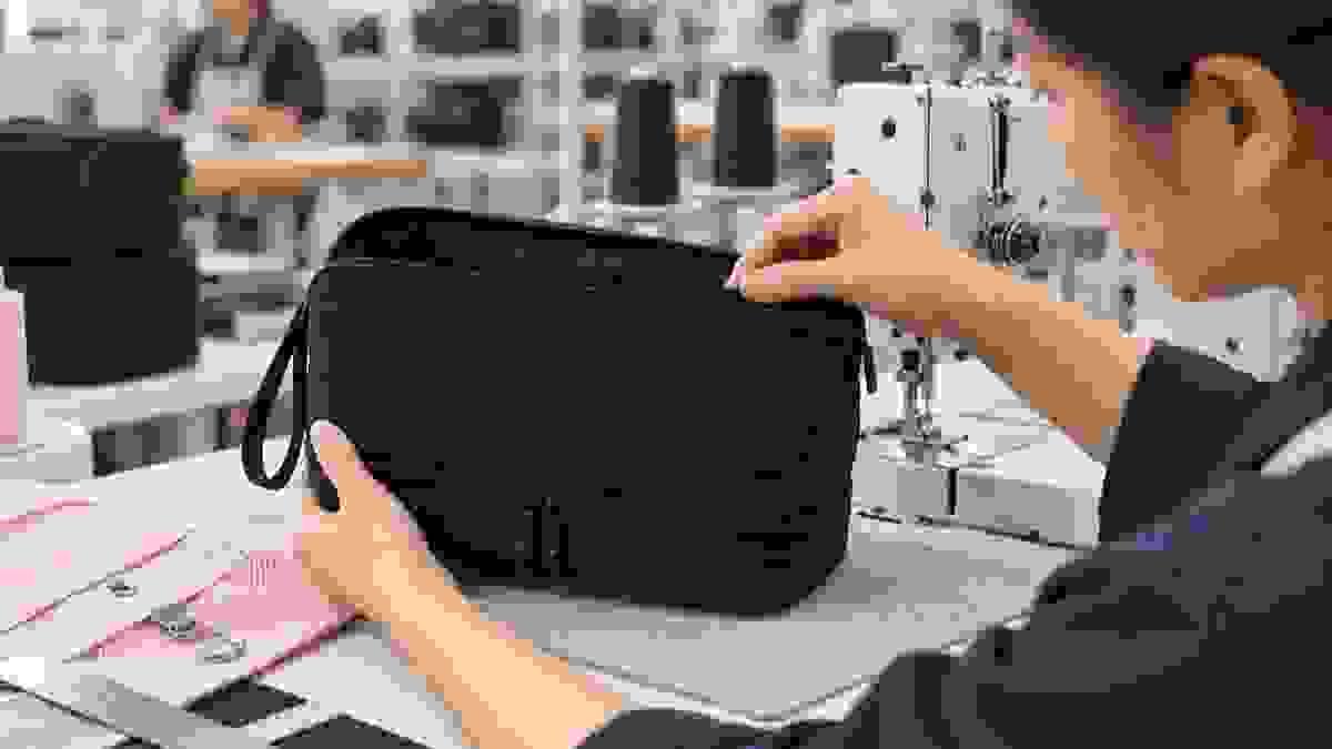 Values:Chicapo quality inspection for custom toiletry bags and travel organizers Values:Chicapo quality inspection for custom toiletry bags and travel organizers