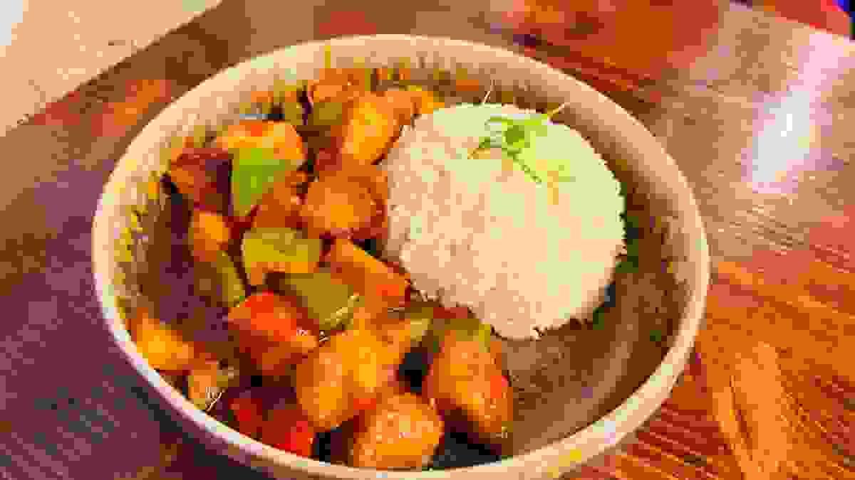 Create a comfortable dining environment, allowing every customer to enjoy a wonderful time. warm environment Our characteristics It is a Chinese restaurant in Paris, France, mainly serving rice dishes. Create a comfortable dining environment, allowing every customer to enjoy a wonderful time. warm environment Our characteristics It is a Chinese restaurant in Paris, France, mainly serving rice dishes.