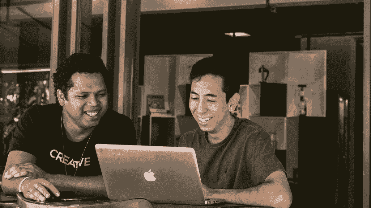 Kuasai kewirausahaan sosial dengan Strikingly