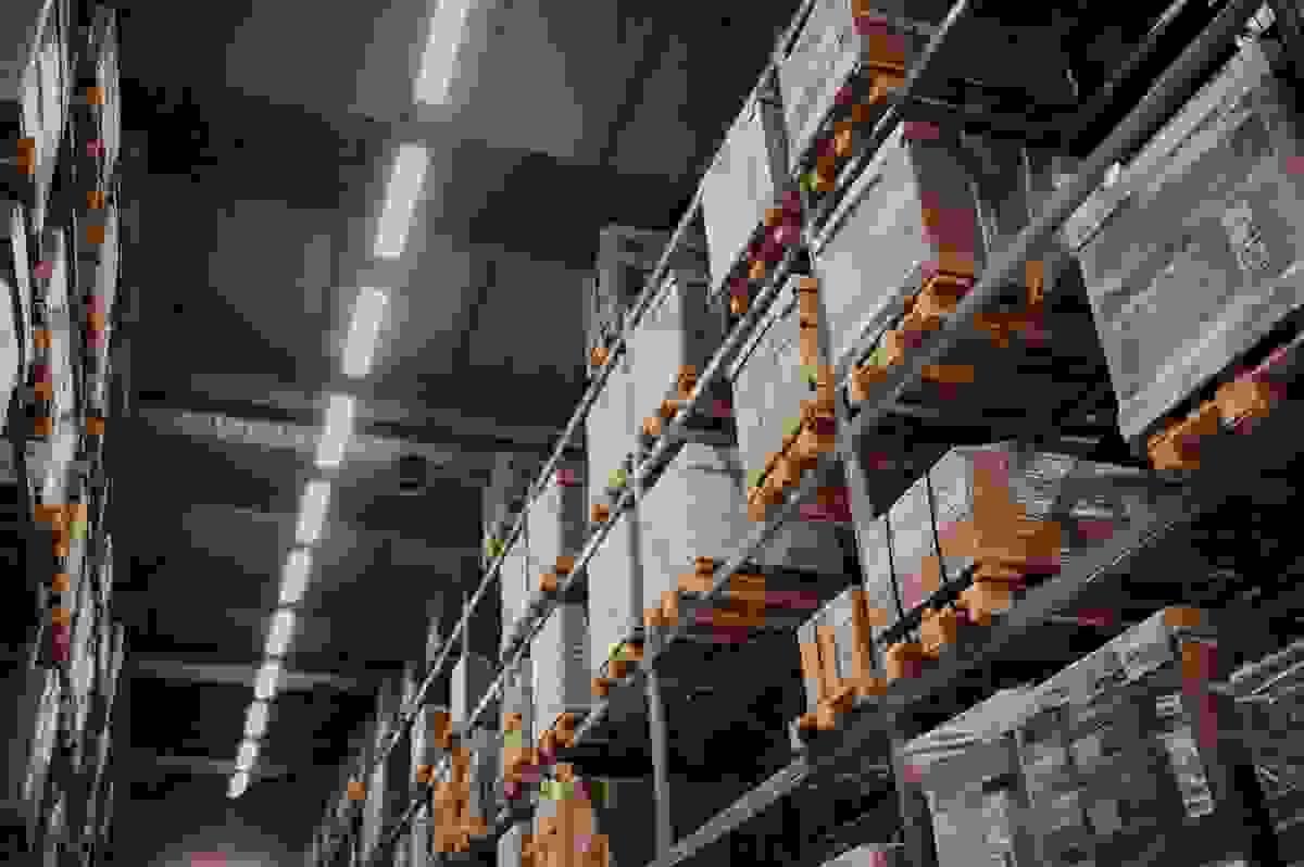 Dari Produsen Ke Pasar: Logistik Pakaian Grosir
