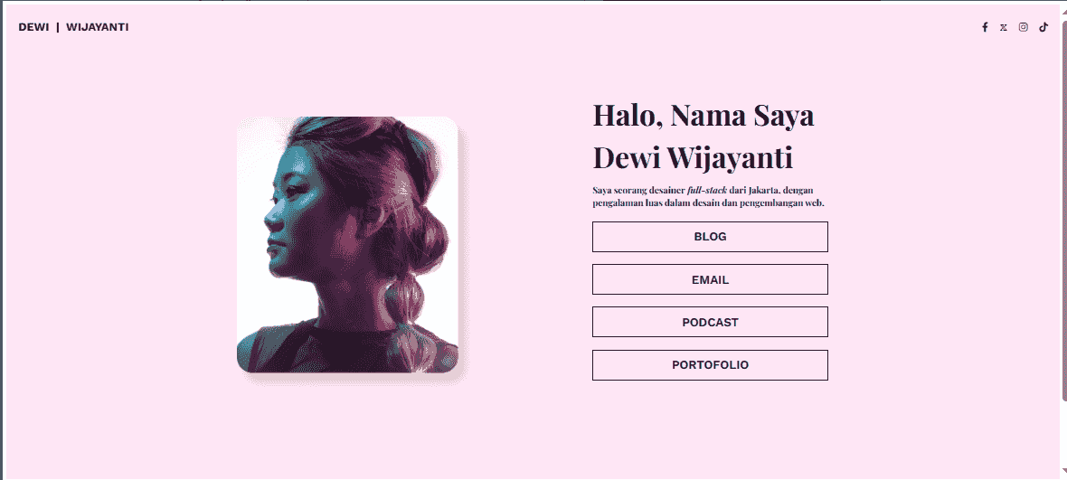 Template Portofolio Pemodelan Michelle Cruise dari Strikingly
