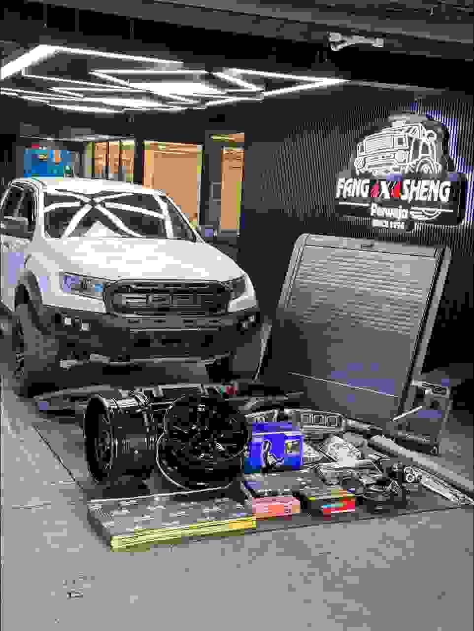 我们的专业团队为您提供可靠的安装服务,确保每个配件都完美适配。 专业安装服务 我们的服务 Fang Sheng Perwaja is a trusted 4x4 specialist offering a wide range of car accessories including sport roll bars, rear bars, bull bars, bumpers, and off-road equipment. We provide professional installation services and quality automotive solutions for all types of vehicles. Visit Fang Sheng Perwaja for reliable service and expert advice. 我们的专业团队为您提供可靠的安装服务,确保每个配件都完美适配。 专业安装服务 我们的服务 Fang Sheng Perwaja is a trusted 4x4 specialist offering a wide range of car accessories including sport roll bars, rear bars, bull bars, bumpers, and off-road equipment. We provide professional installation services and quality automotive solutions for all types of vehicles. Visit Fang Sheng Perwaja for reliable service and expert advice.