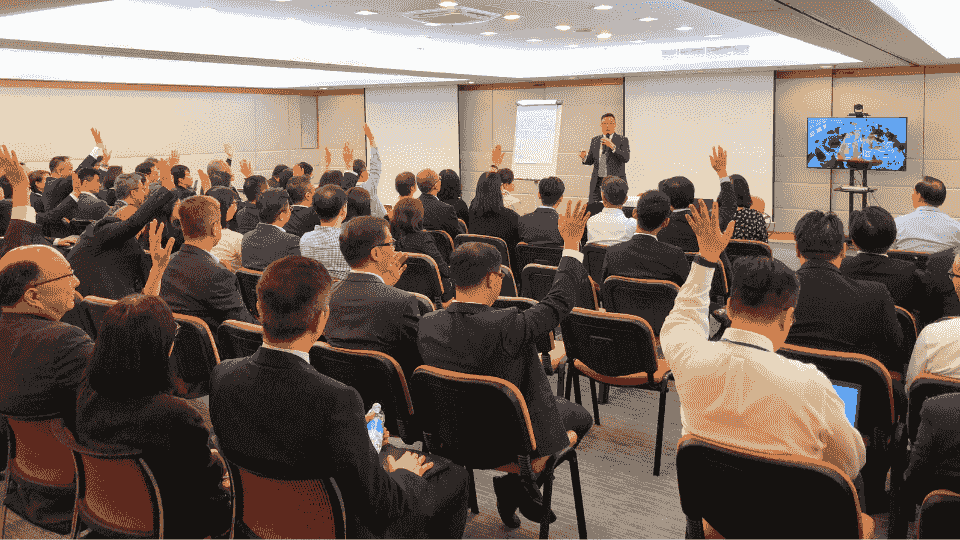 Leadership & Management Development Leadership & Management Development