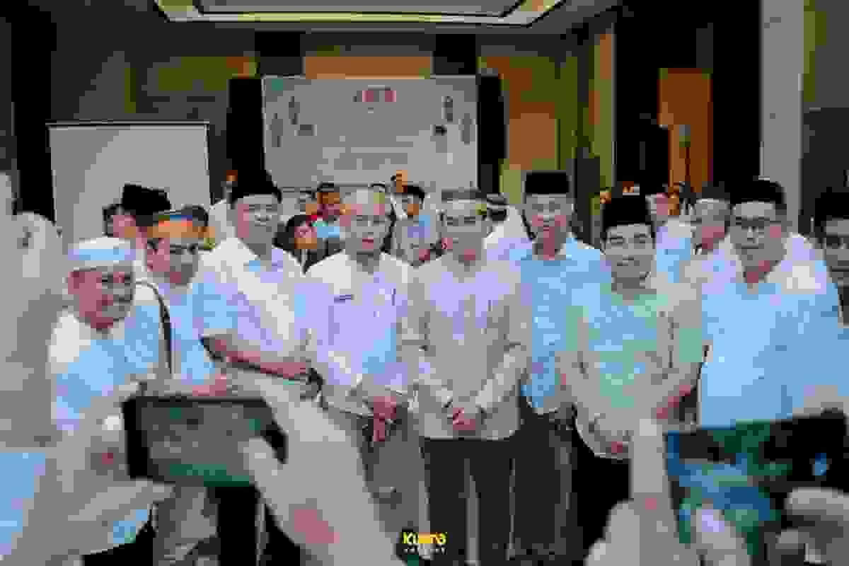 We create a strong network for Bugis Wajo migrants, facilitating communication among members to stay connected even when far from their hometown. Network of Friendship What we offer organization harmony family wajo (kkw) that is located in south sumatra, gathers migrants bugis wajo that are in the area into a container for friendship We create a strong network for Bugis Wajo migrants, facilitating communication among members to stay connected even when far from their hometown. Network of Friendship What we offer organization harmony family wajo (kkw) that is located in south sumatra, gathers migrants bugis wajo that are in the area into a container for friendship