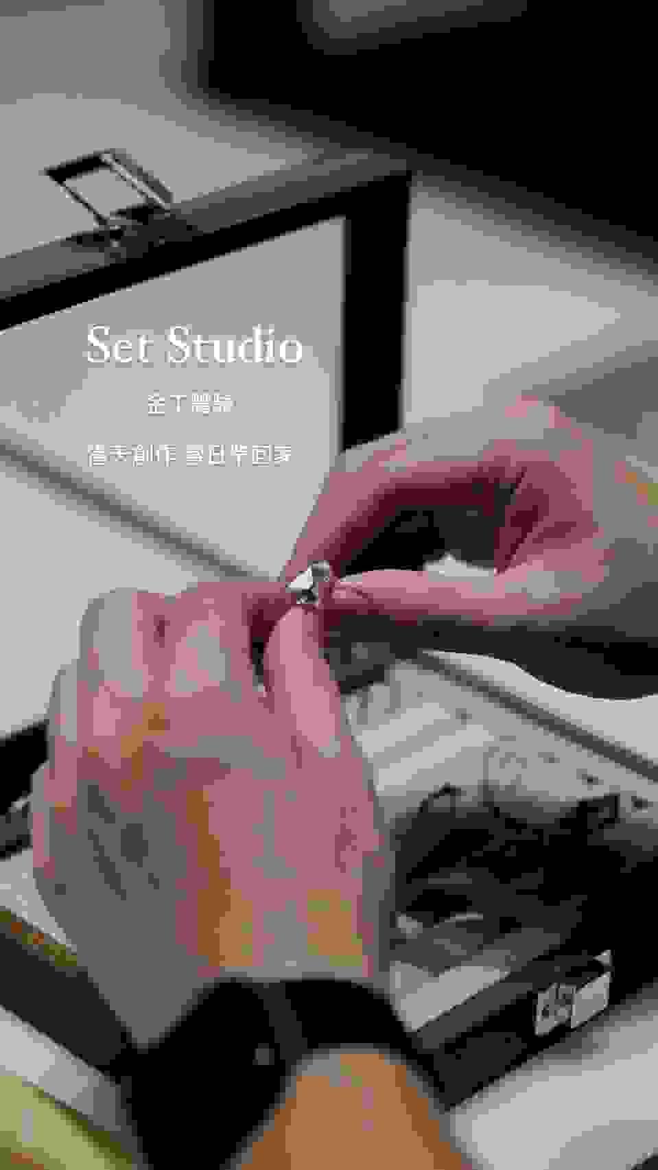 ST Studio 是位於基隆的藝術創作空間,提供流體藝術、丙烯繪畫、壓克力畫、肌理創作與手作體驗課程。課程適合零基礎成人、朋友聚會、情侶約會及想培養藝術興趣的學員,透過色彩與創作過程,完成專屬於自己的藝術作品。 ST Studio 是位於基隆的藝術創作空間,提供流體藝術、丙烯繪畫、壓克力畫、肌理創作與手作體驗課程。課程適合零基礎成人、朋友聚會、情侶約會及想培養藝術興趣的學員,透過色彩與創作過程,完成專屬於自己的藝術作品。