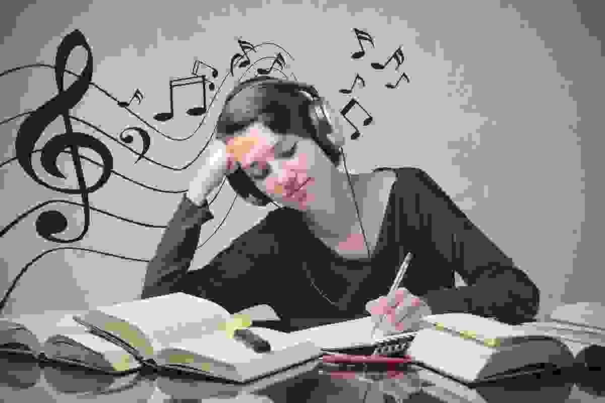 How To Use Wireless Headsets With ipads? Wireless Hea...