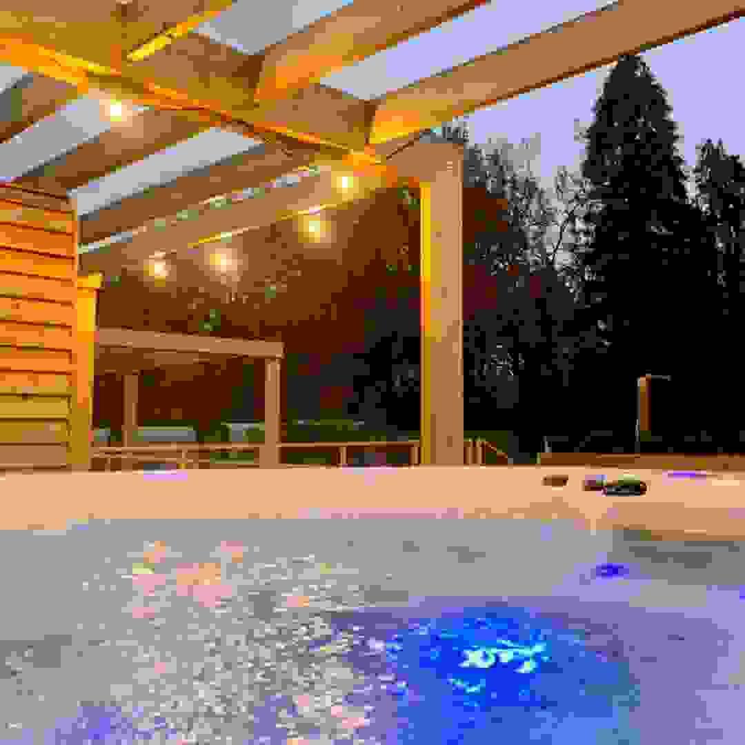 The hot tub at nght The hot tub at nght