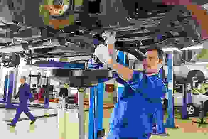 Our experienced team is here to assist you in finding the right used auto parts for your vehicle. We provide professional advice, quick responses, and reliable support to ensure a smooth purchasing experience. Count on us for expert guidance and quality products. Expert Service Our Used Auto Parts Used autoparts store Our experienced team is here to assist you in finding the right used auto parts for your vehicle. We provide professional advice, quick responses, and reliable support to ensure a smooth purchasing experience. Count on us for expert guidance and quality products. Expert Service Our Used Auto Parts Used autoparts store