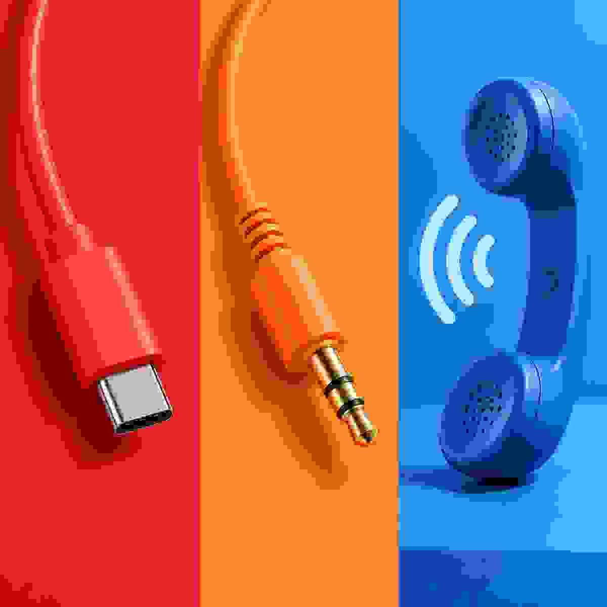 Orange retro phone handset with USB Type-C, 3.5mm and Bluetooth connection options shown in a three-panel product options graphic. Orange retro phone handset with USB Type-C, 3.5mm and Bluetooth connection options shown in a three-panel product options graphic.