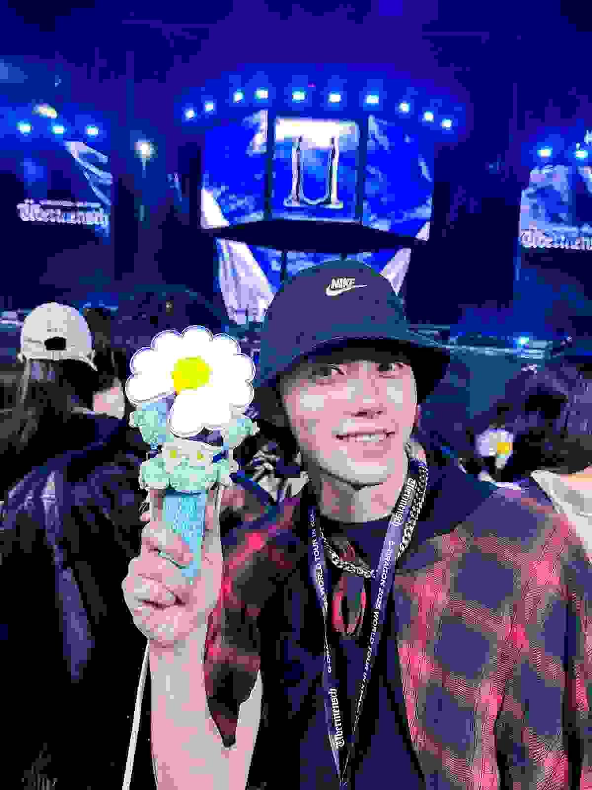 broken image