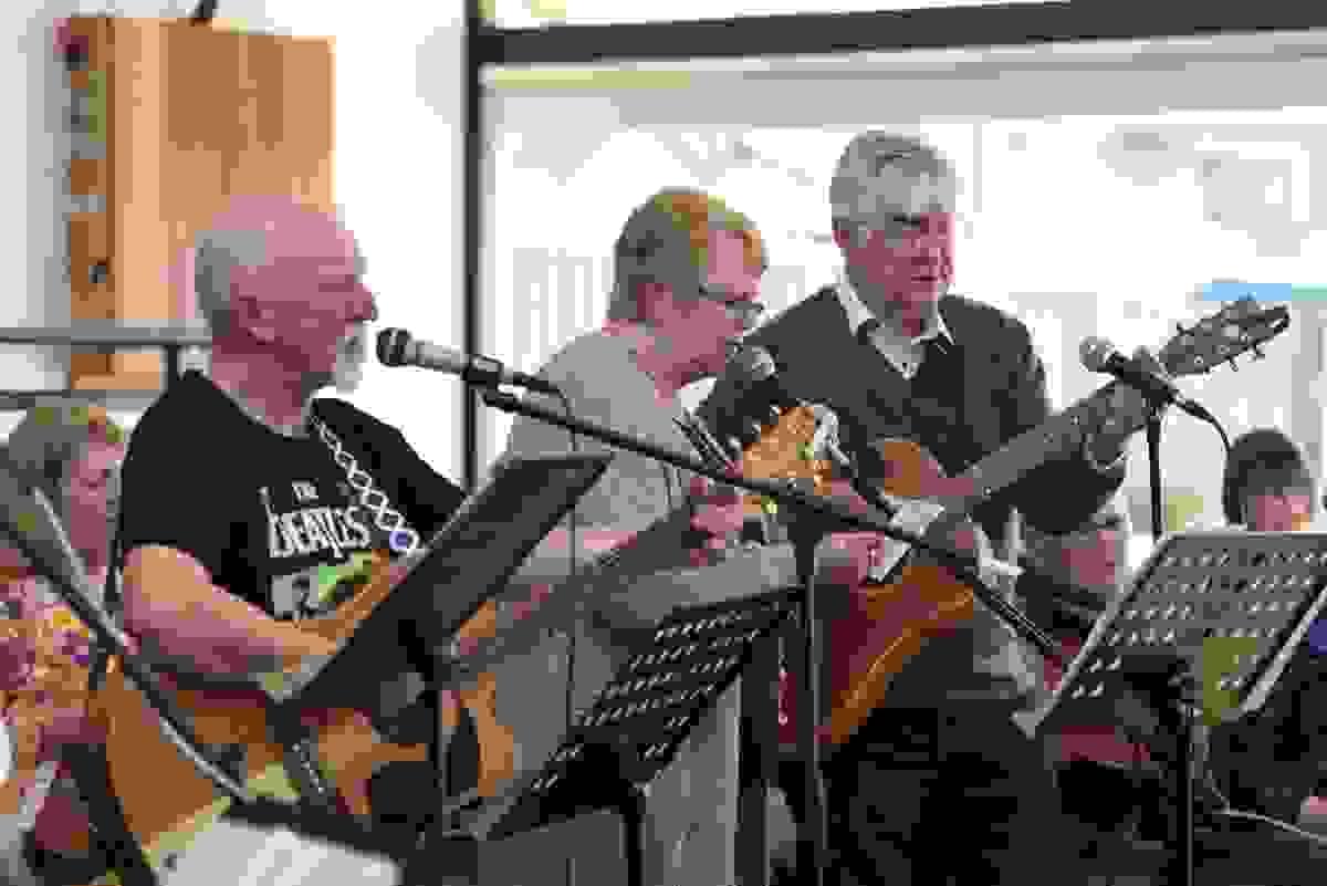 Explore unique art exhibits and memorabilia that celebrate the history and impact of The Beatles through creative displays. Art and Exhibits What We Offer Beatlesfest Bathurst Multi venue festival celebrating the beatles in Bathurst N.S.W Explore unique art exhibits and memorabilia that celebrate the history and impact of The Beatles through creative displays. Art and Exhibits What We Offer Beatlesfest Bathurst Multi venue festival celebrating the beatles in Bathurst N.S.W