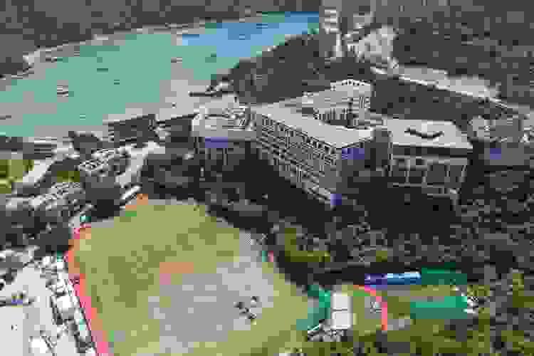 broken image