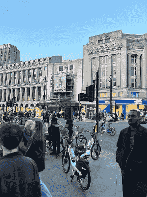 dockless service causes problems with clutter or maintenance