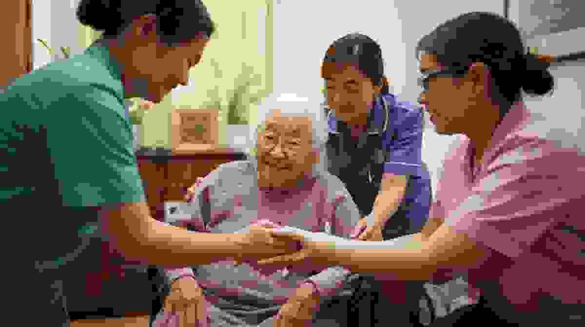 Our mission is to provide professional home care services, allowing every client to receive the best health care in a comfortable environment. Through our team of professional nurses, we are committed to enhancing the quality of life for the elderly and patients. All of this began with the mission of home care. door-to-door service, home care, professional nursing team, online store, online course Our mission is to provide professional home care services, allowing every client to receive the best health care in a comfortable environment. Through our team of professional nurses, we are committed to enhancing the quality of life for the elderly and patients. All of this began with the mission of home care. door-to-door service, home care, professional nursing team, online store, online course