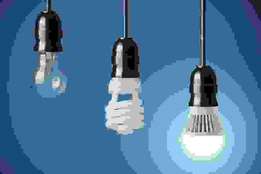 How Does A Halogen Lamp Get So Hot