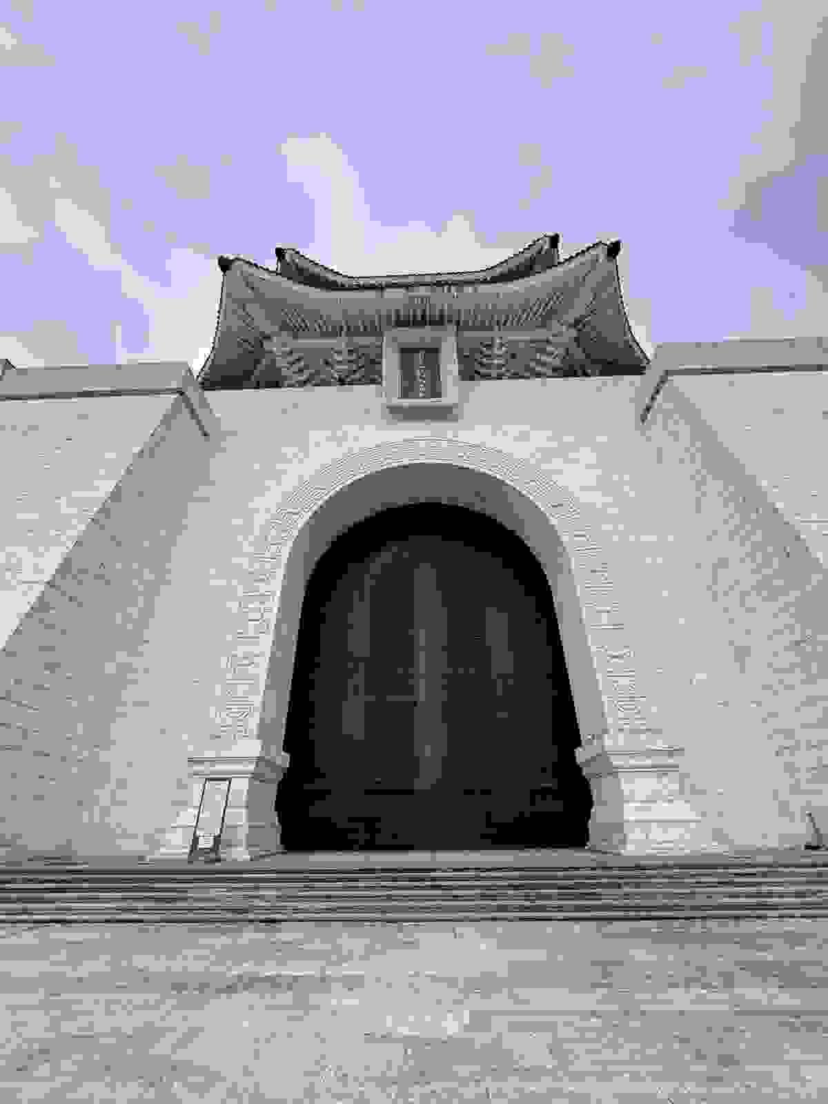 Outside of the temple The Chiang Kai-shek Memorial Hall