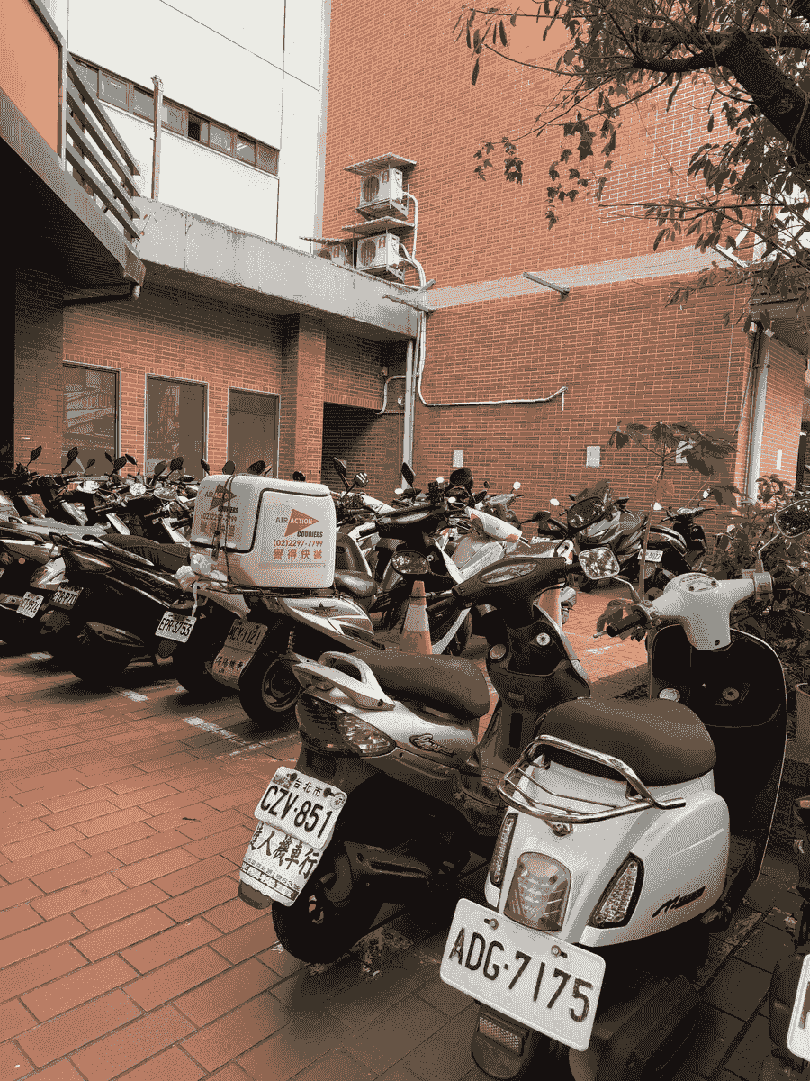 Motorcyles and scooters in Taipei, Taiwan