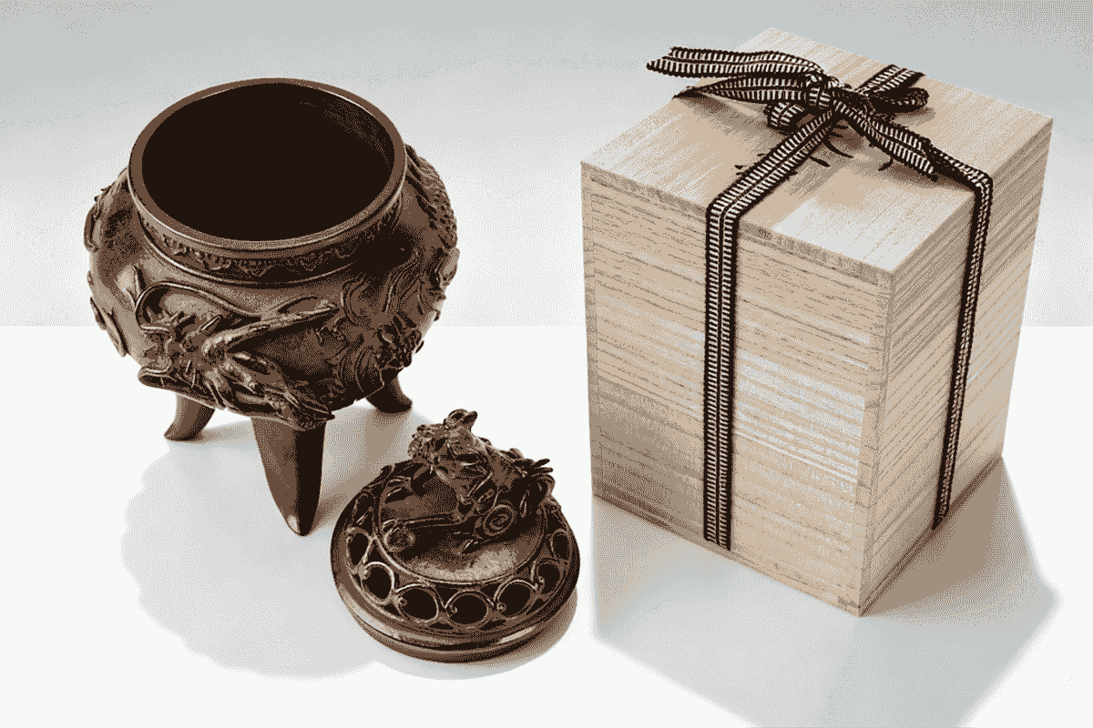 Elegant Japanese incense burner in brushed bronze, handcrafted for modern rituals.