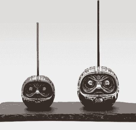 Japanese incense holder in solid bronze, featuring minimalist holes for fragrance diffusion.