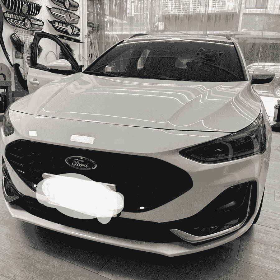 Ford Focus 安裝前後雷射測速防護罩示意圖