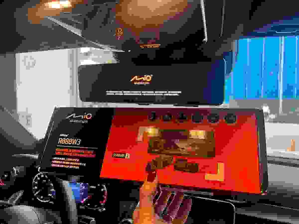 R888W3 電子後照鏡
