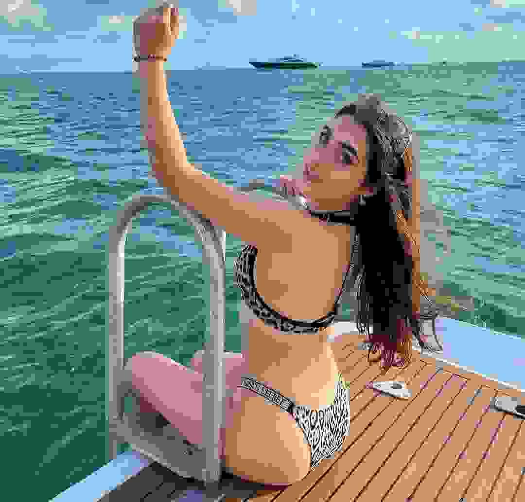 escort service in Udaipur