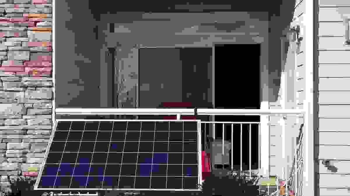 FAQ sui moduli fotovoltaici da balcone nel 2024.