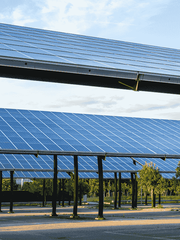 Moduli fotovoltaici e struttura di supporto del sistema pensilina.