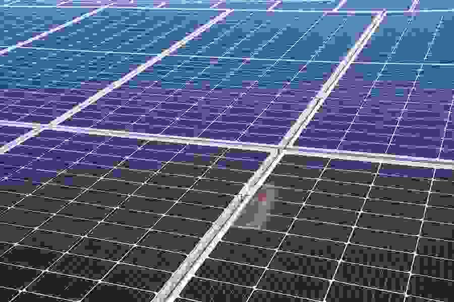Hotspot-Effekte IBC-Module Wie reduzieren IBC-Module das Hotspot-Risiko bei starker Reflexion?