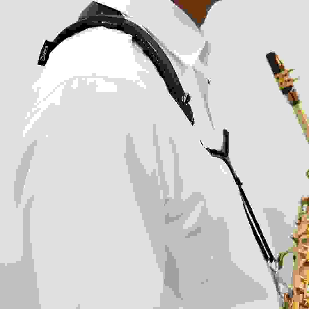 我們提供各種專業薩克斯風配件,確保您獲得最佳音質和性能。 專業配件 我們的使命 Your premier destination for professional saxophone and musical instrument accessories, offering top-tier quality and precise craftsmanship to infuse your performance with exceptional sound. 我們提供各種專業薩克斯風配件,確保您獲得最佳音質和性能。 專業配件 我們的使命 Your premier destination for professional saxophone and musical instrument accessories, offering top-tier quality and precise craftsmanship to infuse your performance with exceptional sound.