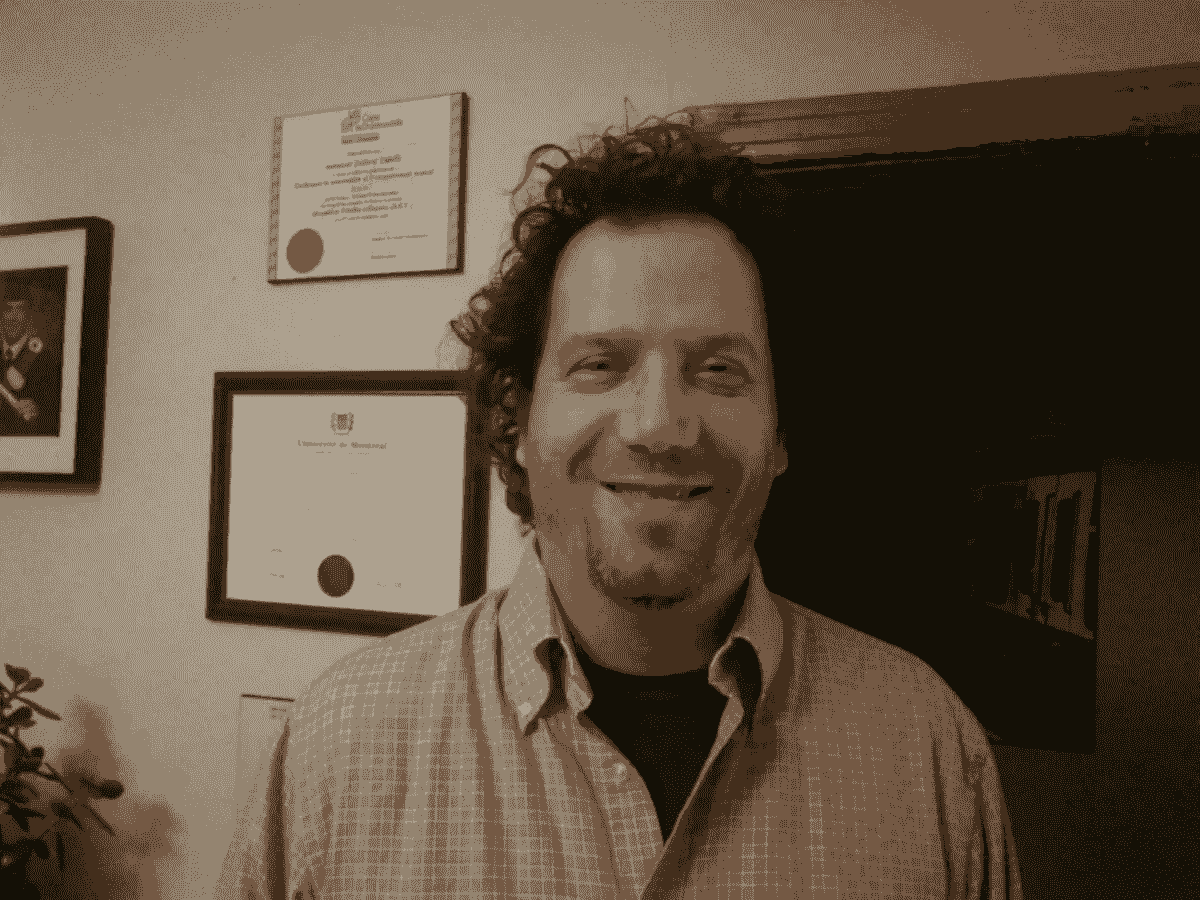 Frédéric Labelle, TRA - Thérapeute en relation d'aide Frédéric Labelle, TRA - Thérapeute en relation d'aide