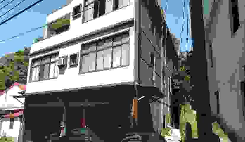 broken image