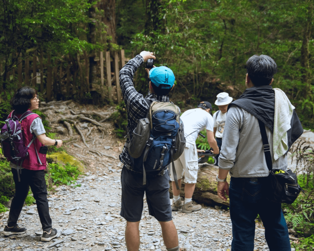 鎮西堡二日遊,鎮西堡歷史探訪,鎮西堡自然景觀,鎮西堡文化體驗,鎮西堡旅遊路線推薦,鎮西堡導覽服務,鎮西堡古蹟導覽,鎮西堡觀光景點,鎮西堡兩天一夜行程,鎮西堡遊客活動建議