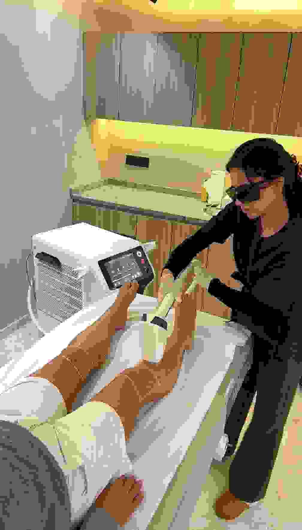 Enjoy a long-lasting and effective hair removal thanks to our cutting-edge laser technology, suitable for all skin types. Laser Hair Removal Performant Our Commitment Laser hair removal institute Enjoy a long-lasting and effective hair removal thanks to our cutting-edge laser technology, suitable for all skin types. Laser Hair Removal Performant Our Commitment Laser hair removal institute