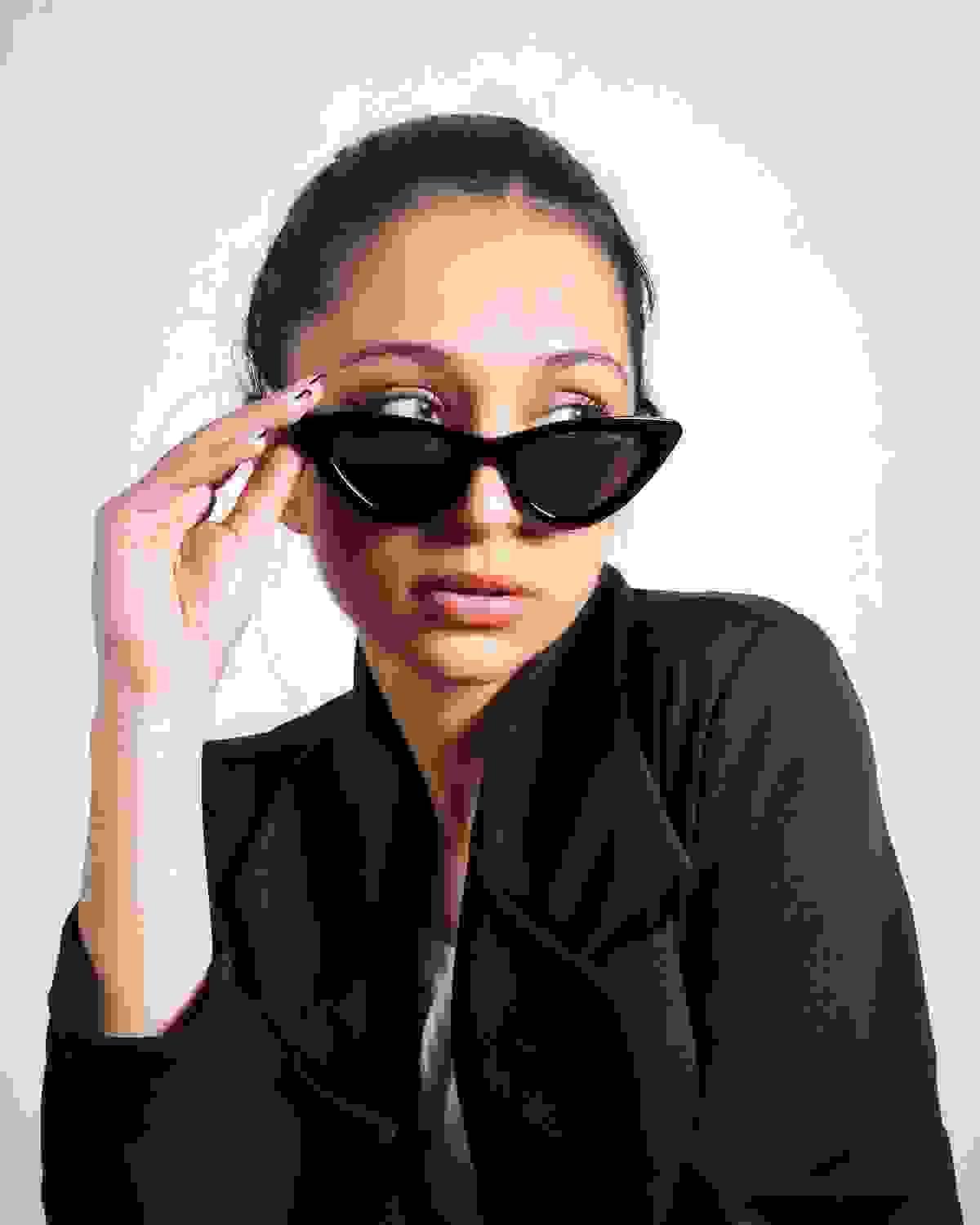 wholesale cat eye sunglasses showcasing trendy styles