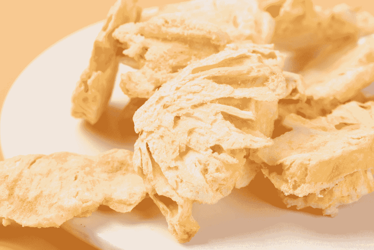 freshly prepared freeze dried pineapple pieces