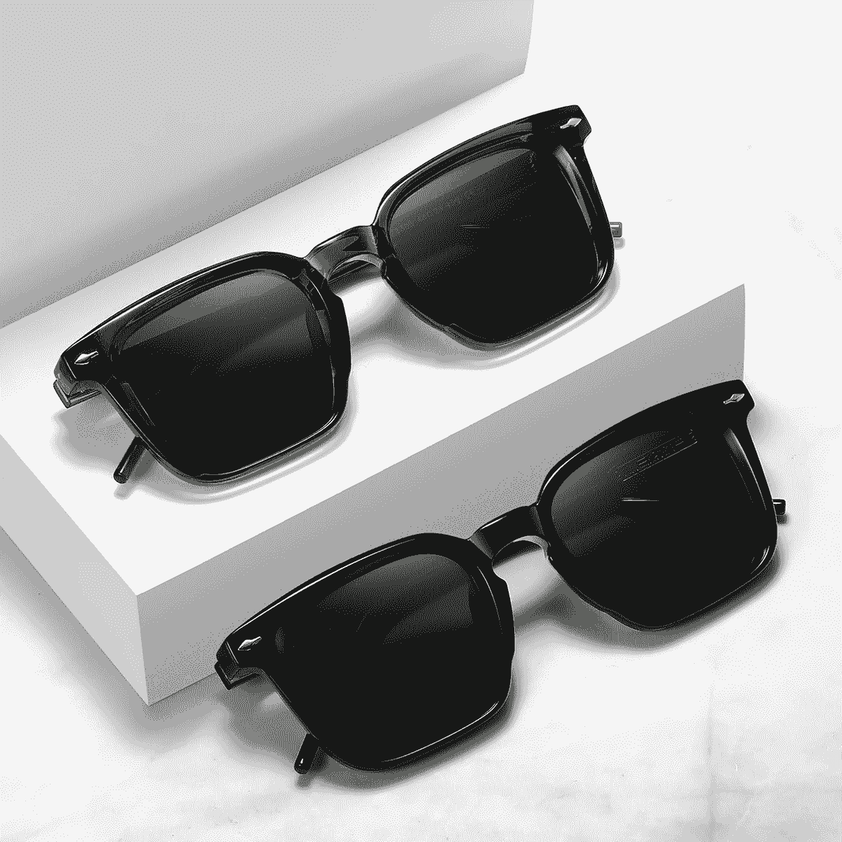 Quality control process ensuring high standards in wholesale sunglasses