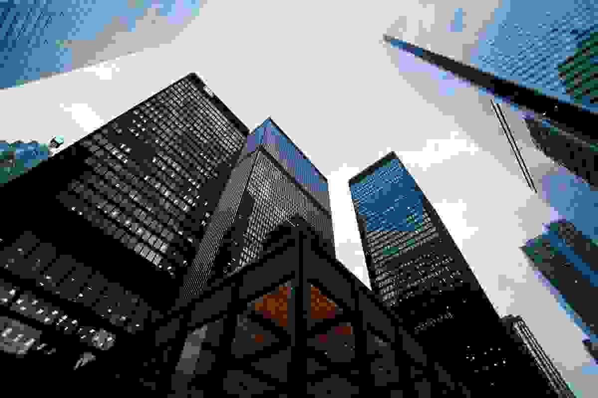How to Form a Company (WFOE) in China - Business meeting