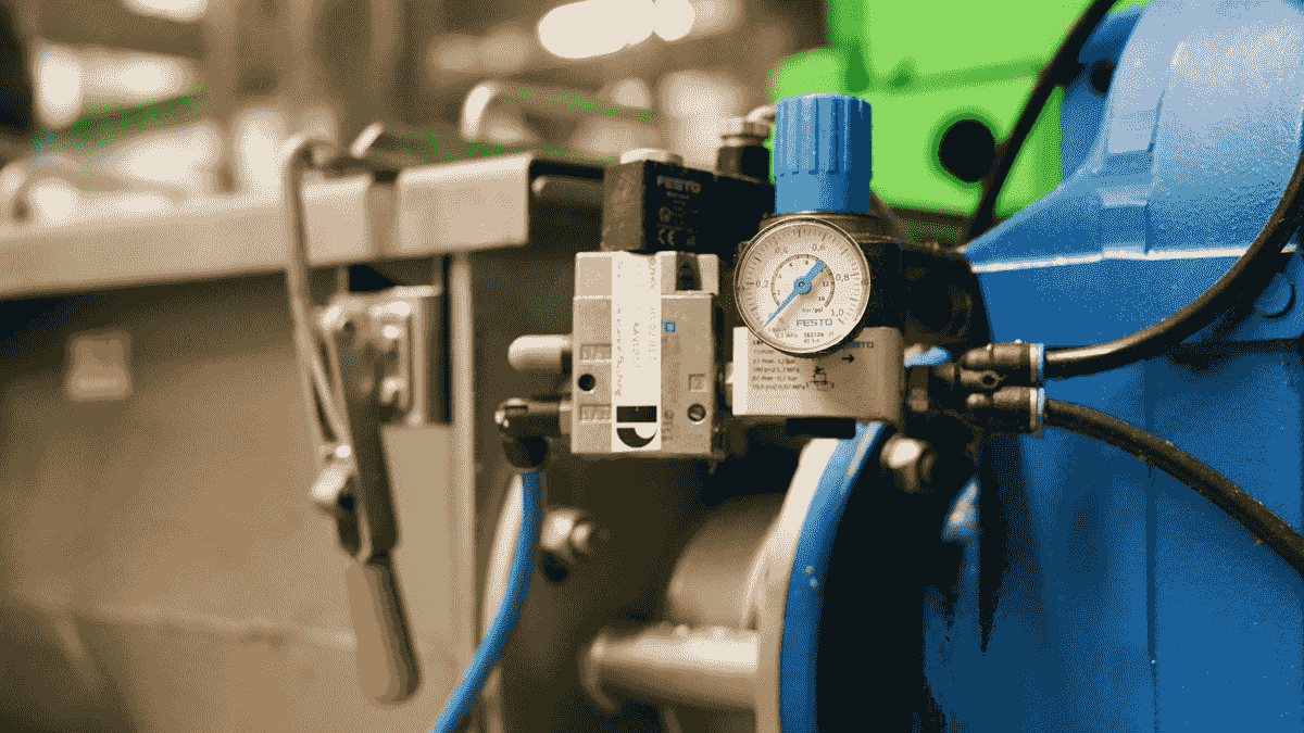 Quick On-Site Inspection ensuring valve quality through detailed checks