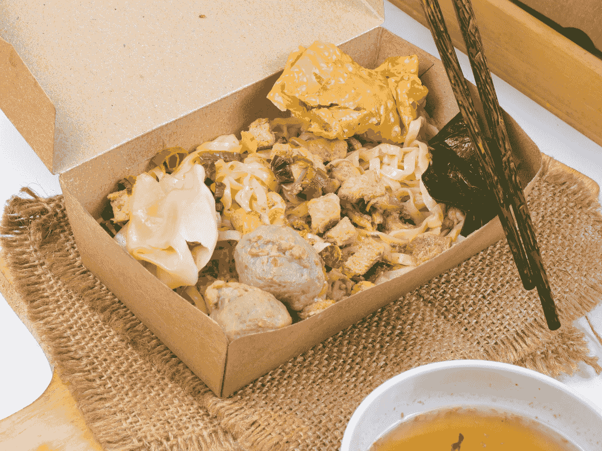 pint vs quart chinese take out boxes showcase stylish presentation