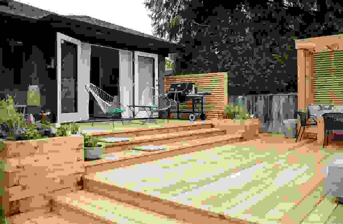 how to install composite decking in a beautiful outdoor setting