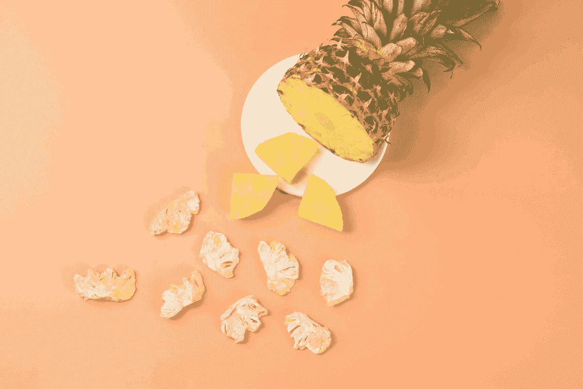 Delicious snacks featuring freeze dried pineapple in creative recipes.
