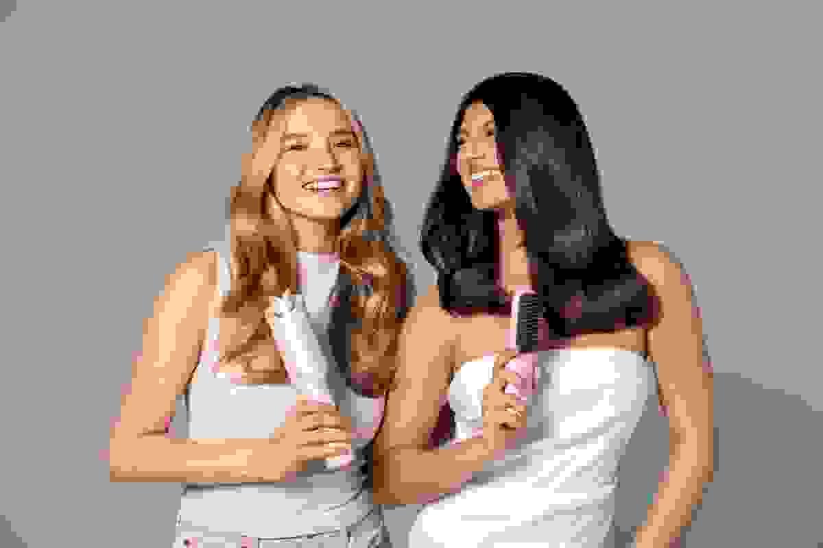 Explore wholesale hair bundles for trendy school hairstyles.
