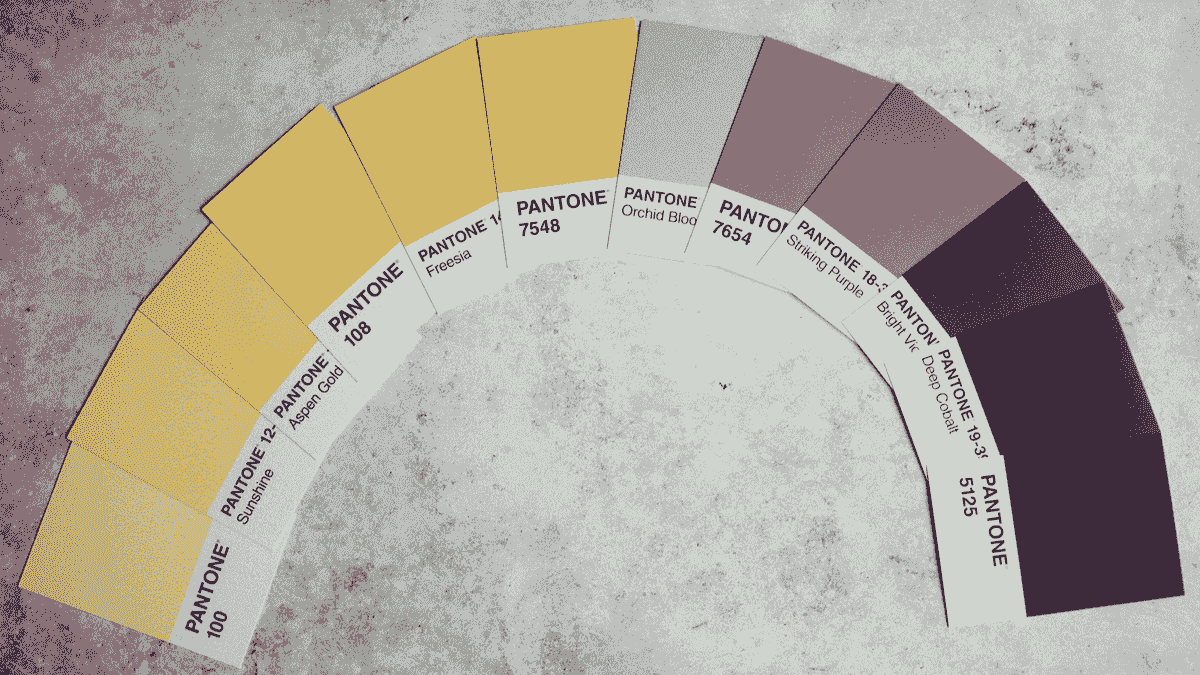 Website color palette planning using effective color schemes