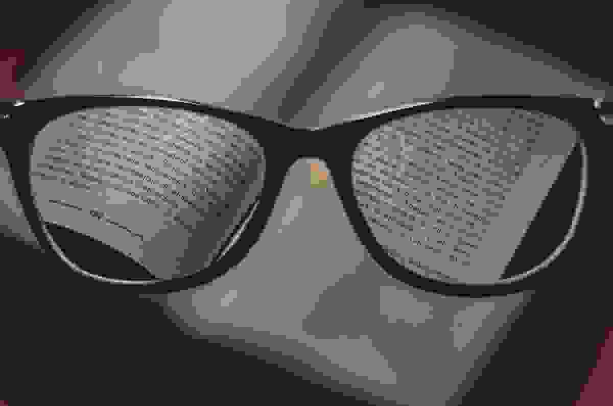Understanding trifocal glasses meaning through visual representation.