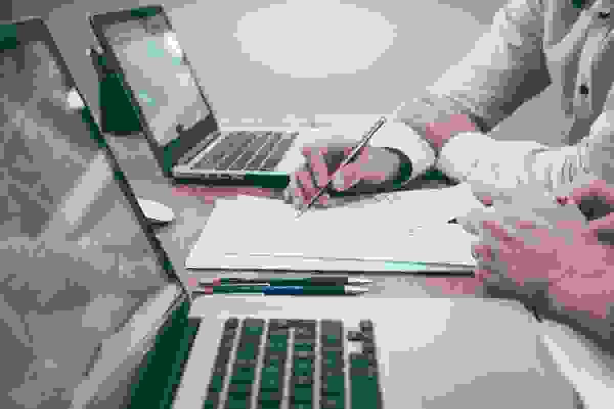 Sử dụng các chiến lược SEO để tăng khả năng hiển thị và thu hút lưu lượng truy cập