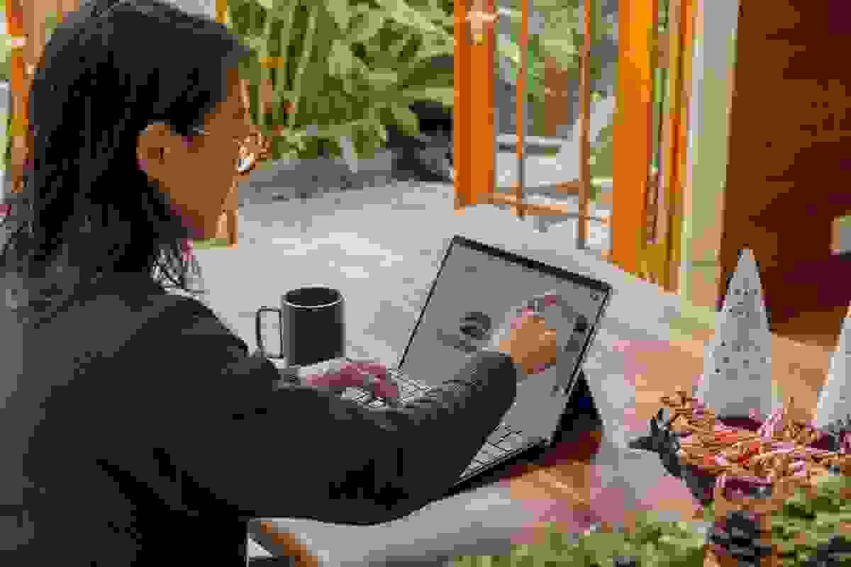 Pamerkan desain situs web manufaktur Anda bersama kami